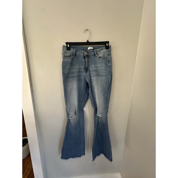 YMI Wide Leg Jeans Size 14 Distressed Denim Flares Bell Bottoms Flared Jeans - Picture 1 of 6